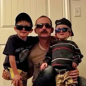 Meet your Posher, Gregory